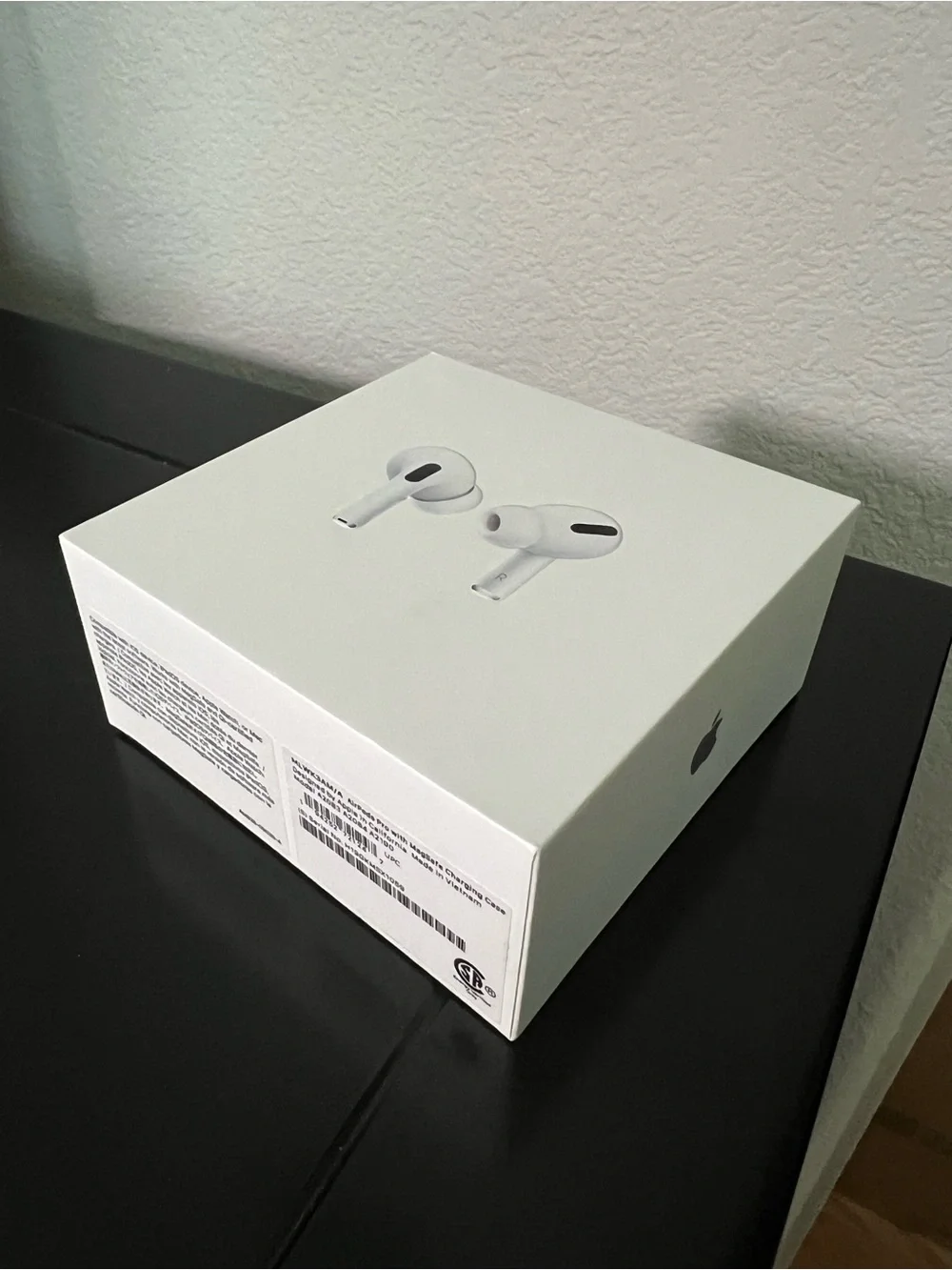 Apple AirPods Pro (1st Generation) Model A2084